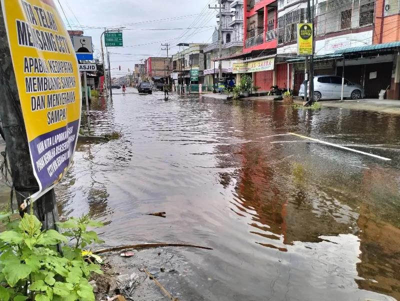 Banjir Genangi Dumai