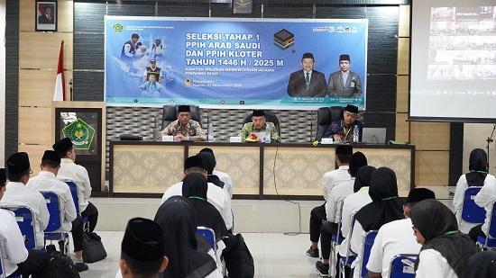 Diikuti 61 peserta, Kakanwil Kemenag Riau Buka Seleksi Tahap Pertama Petugas Haji