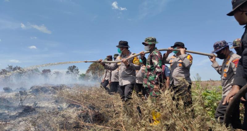 Personel Brimob Polda Riau Gugur Usai Tiga Pekan Berjibaku Padamkan Karhutla di Rohil