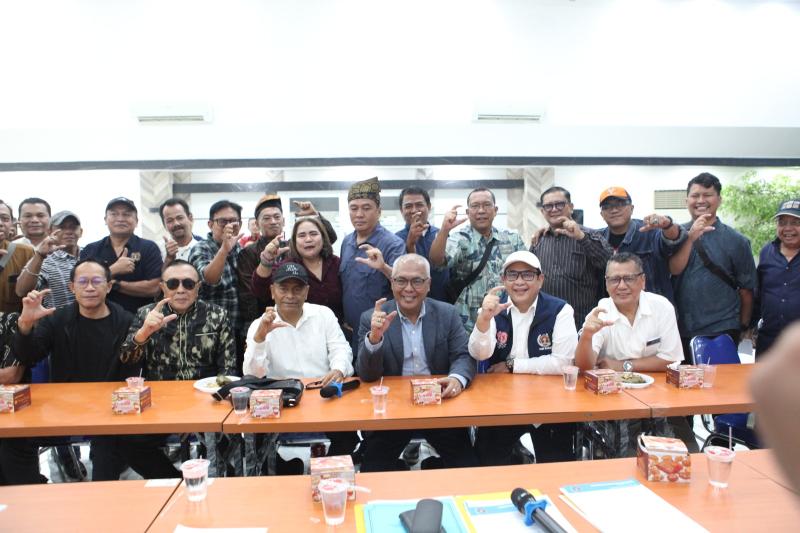 Akhmad Munir & Atal Depari Resmi Daftar Caketum dan Calon Ketua DK PWI Pusat 2025-2030