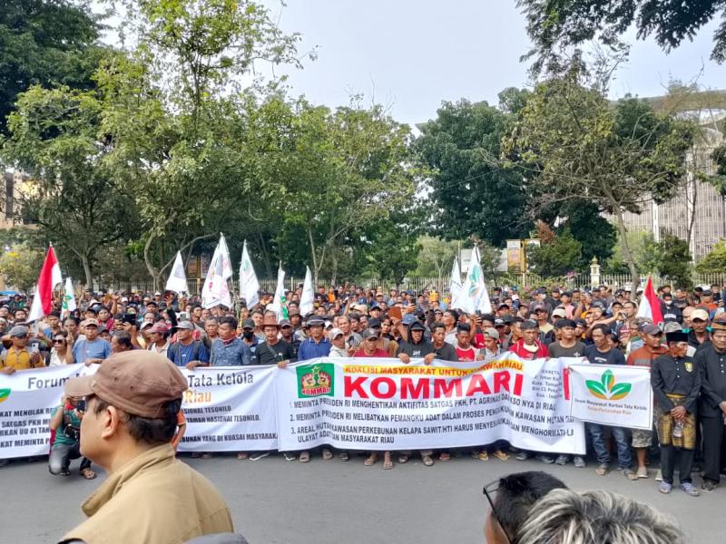Demo ke Kejati Riau, Ribuan Massa Nilai Satgas PKH Meresahkan