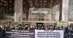 Ratusan ASN Demo Menteri Dikti Saintek