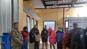 Puluhan Mahasiswa Terciduk Kumpul Kebo, Lima Cewek Open BO Diserahkan ke Dinsos