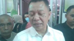 Dituntut 6 Tahun Penjara, Mantan Setdako Pekanbaru Indra Pomi Teteskan Airmata