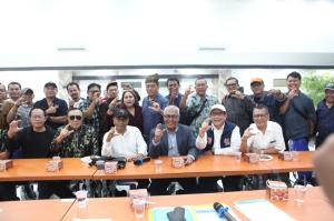 Akhmad Munir & Atal Depari Resmi Daftar Caketum dan Calon Ketua DK PWI Pusat 2025-2030
