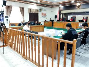 Sidang Nota Pembelaan Kasus Dugaan Korupsi APBD Pekanbaru, Risnandar: Pak Hakim, Istri Saya Tidak Terlibat...