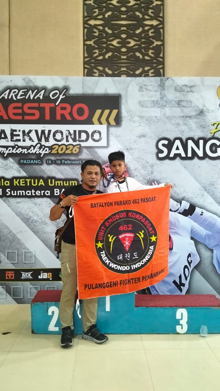 Waldan Abdillah Rafif bersama sang ayah.